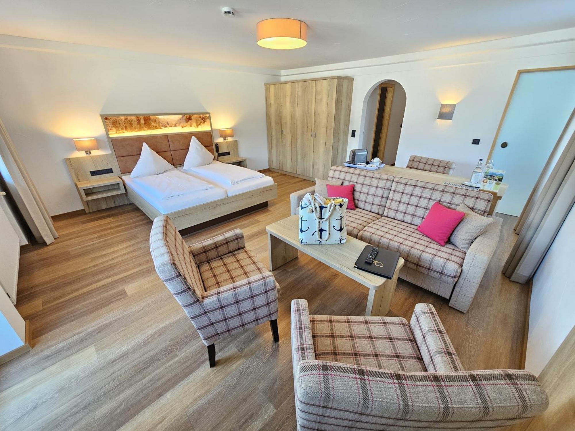 Naturhotel Cafe Waldesruhe Oberstdorf Bagian luar foto