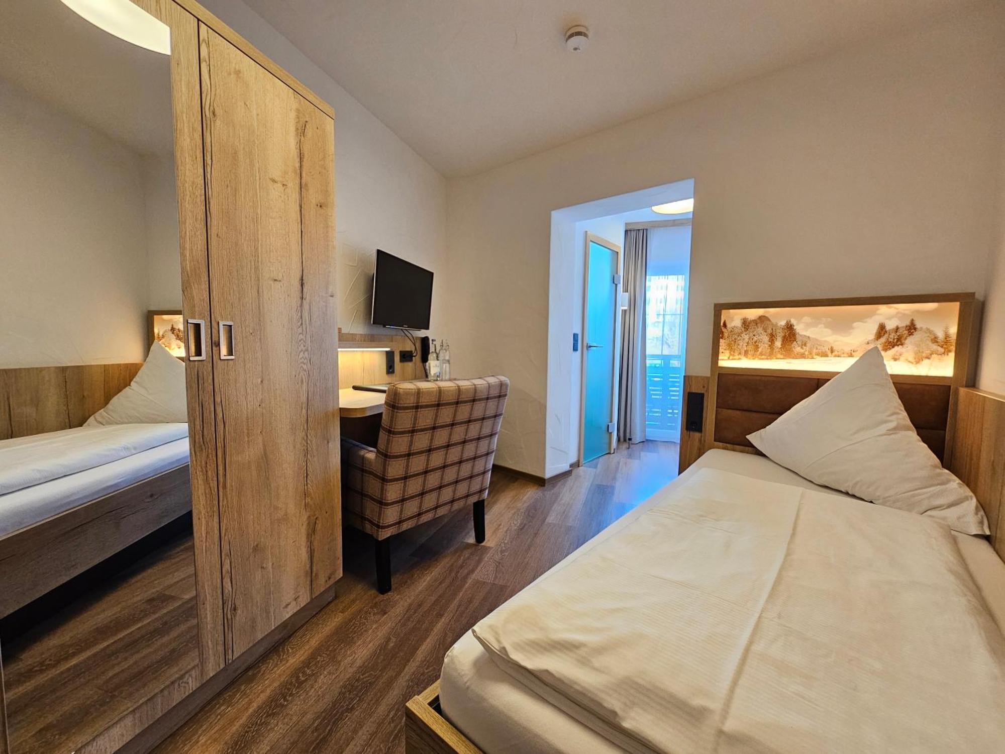 Naturhotel Cafe Waldesruhe Oberstdorf Bagian luar foto